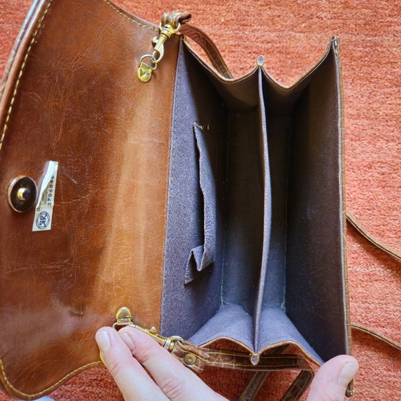 Vintage Alligator Faux Skin Handbag Goldtone Animal Figurine Brown Crossbody - Picture 10 of 11